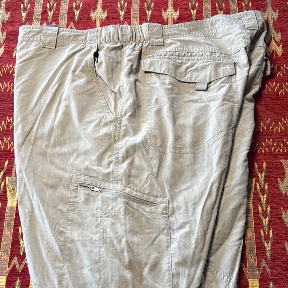 Columbia Gray Omni-shade hiking Pants Lightweight
